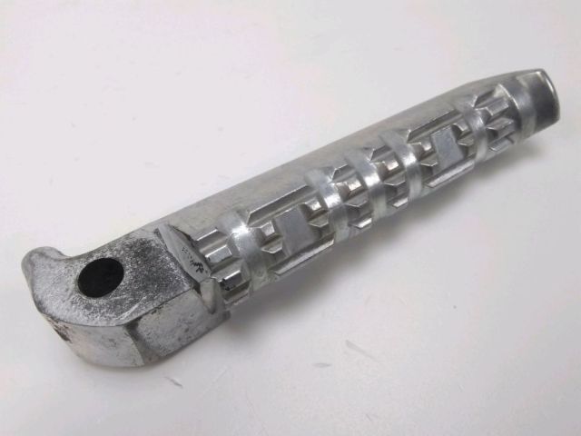 Repose pieds arriere droit occasion YAMAHA MT-09 900 2018