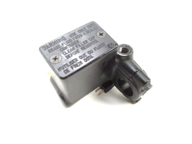 Maitre cylindre frein av complet occasion PEUGEOT SATELIS 2015