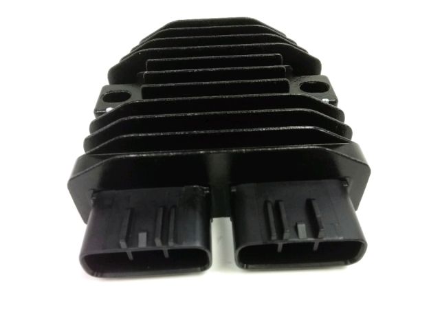Regulateur de tension occasion BENELLI 752S 2020