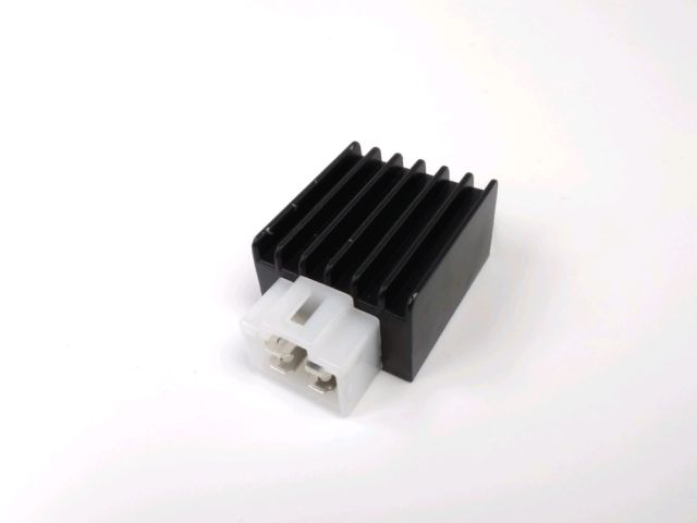 Regulateur de tension occasion YAMASAKI YM 50 RE 2021