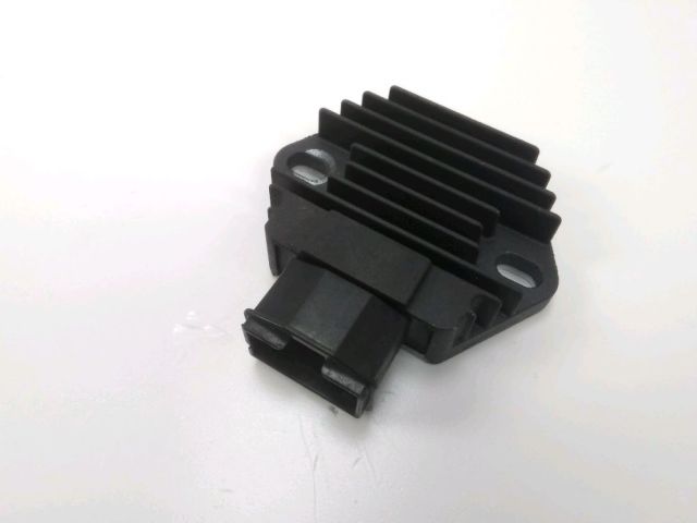 Regulateur de tension occasion HONDA SH 125 2001