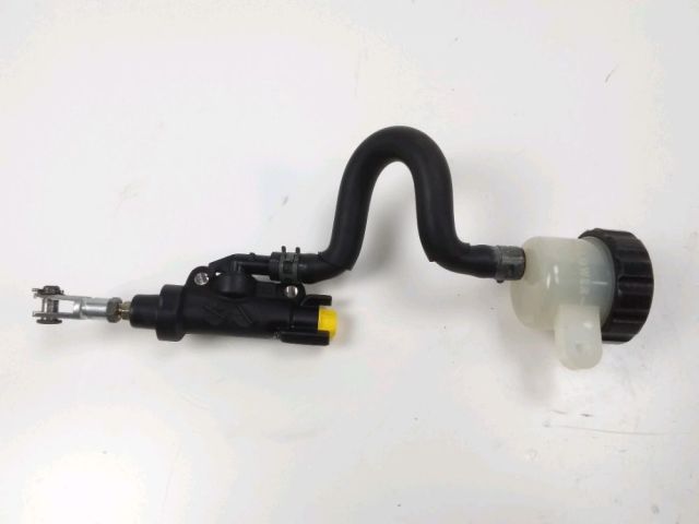 Maitre cylindre frein ar complet occasion YAMAHA YZF 600 THUNDER CAT 2003