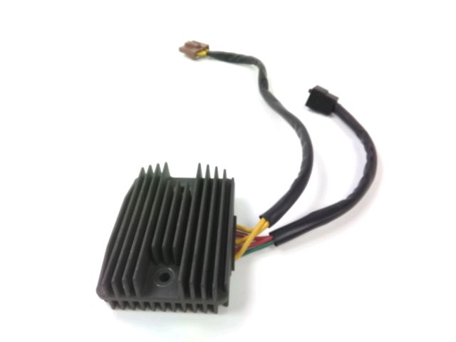 Regulateur de tension occasion PEUGEOT SATELIS 2012