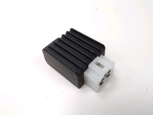 Regulateur de tension occasion LONGJIA RENO 2016