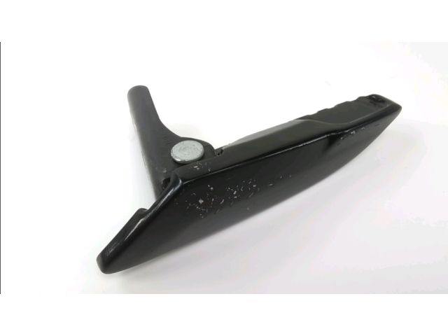 Platine et repose pieds arriere droit occasion APRILIA SR 2018