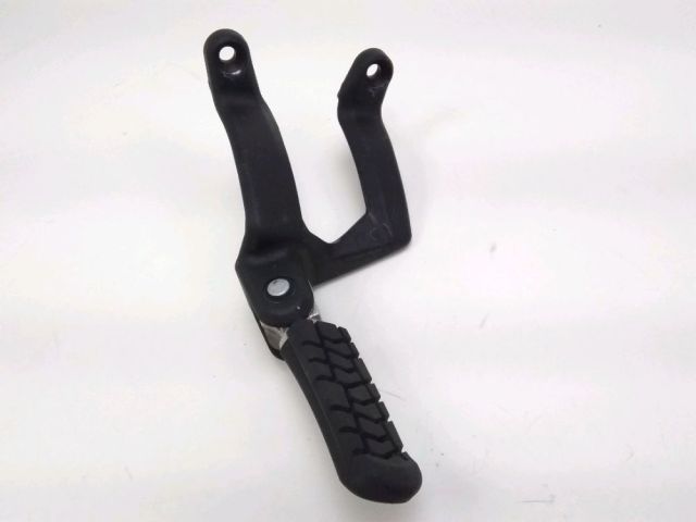 Platine et repose pieds arriere gauche occasion KTM DUKE 690 2010