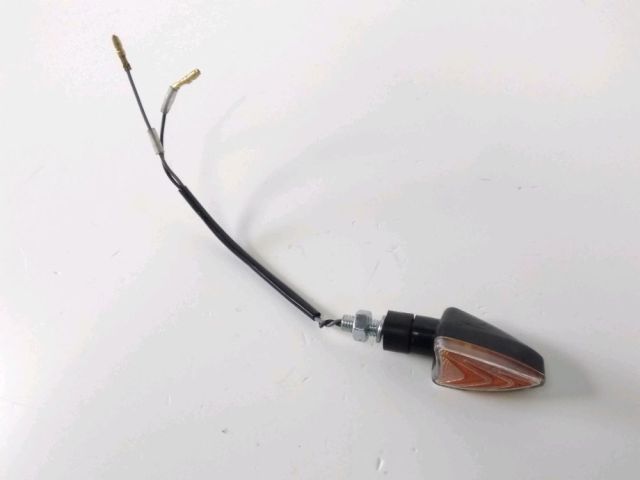 Clignotant avant d occasion RIEJU RS2 MATRIX 50 2008