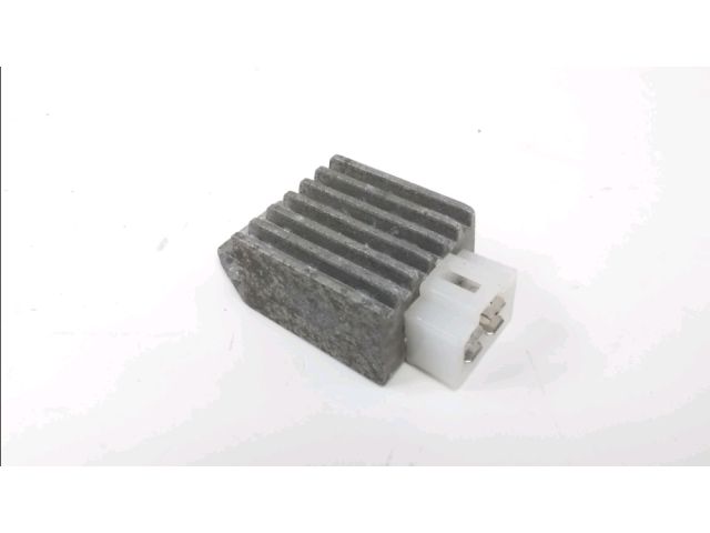 Regulateur de tension occasion JAMES B CHARLY 2014