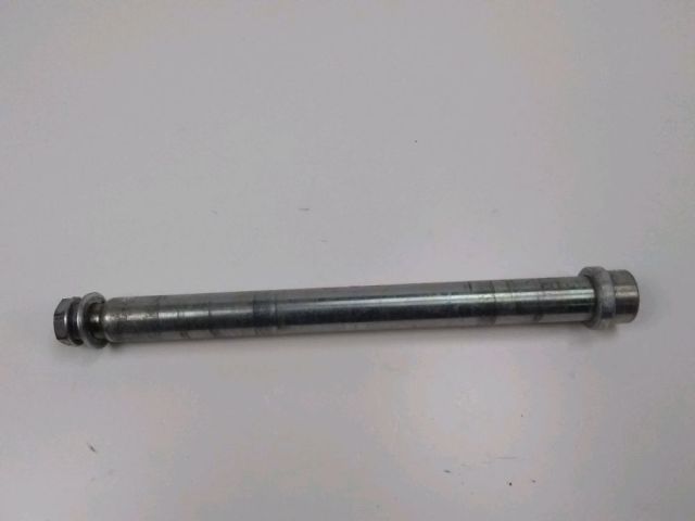 Axe de roue arriere occasion GILERA GP 2011