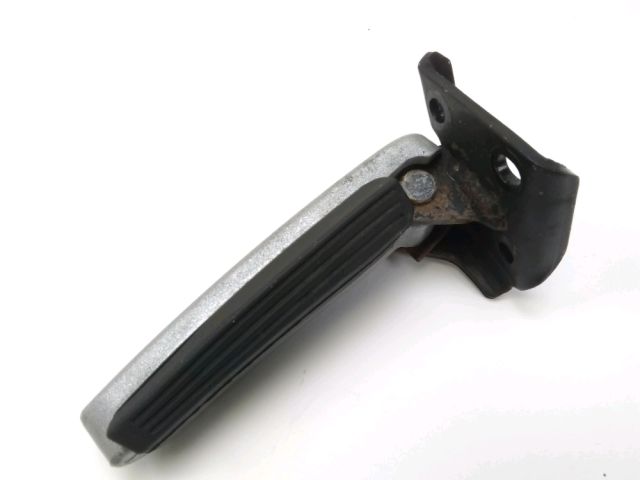 Platine et repose pieds arriere gauche occasion GILERA RUNNER 2007