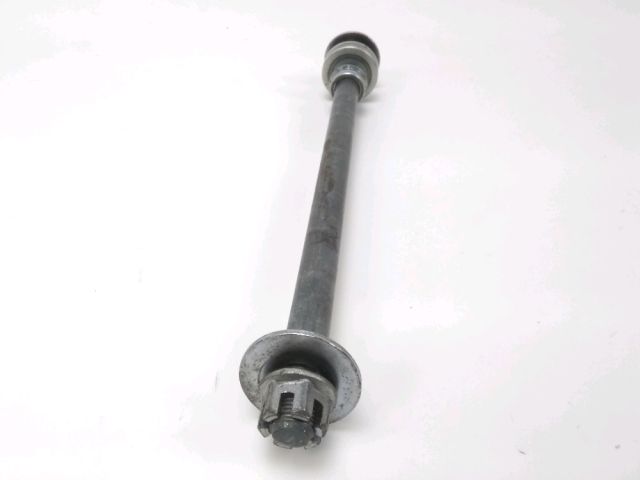 Axe de roue arriere occasion YAMAHA TDM 850 1996