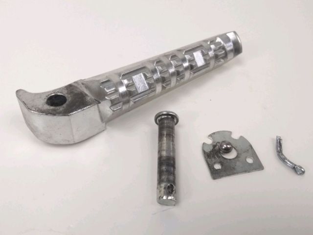 Repose pieds arriere droit occasion YAMAHA MT-09 2014