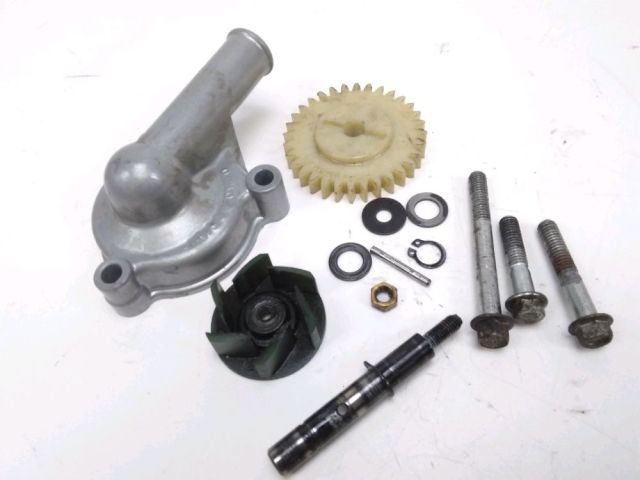 Pompe a eau occasion DERBI GPR 2009