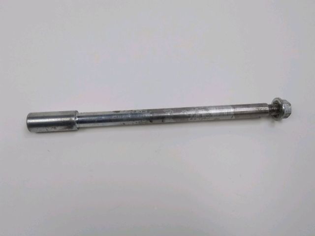 Axe de roue avant occasion GILERA RUNNER 2011