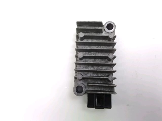 Regulateur de tension occasion YAMAHA TW 125 2003