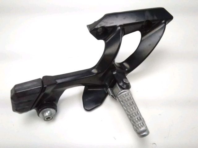 Platine et repose pieds arriere droit occasion KAWASAKI GTR 1400 2013
