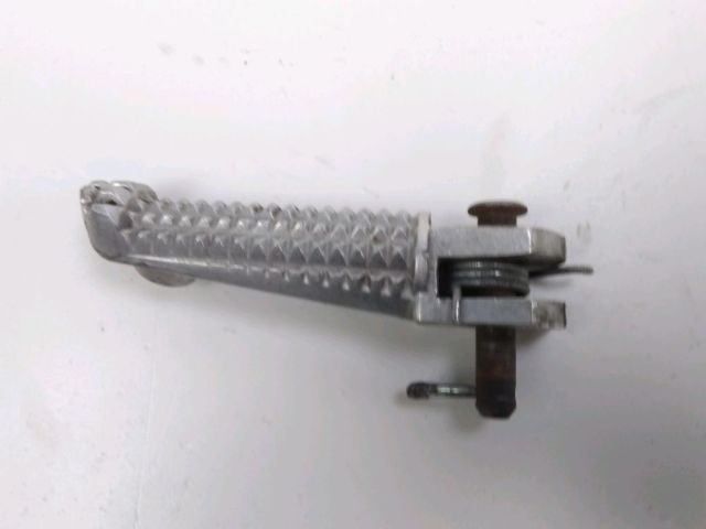 Repose pieds avant gauche occasion YAMAHA YZF-R3 2017