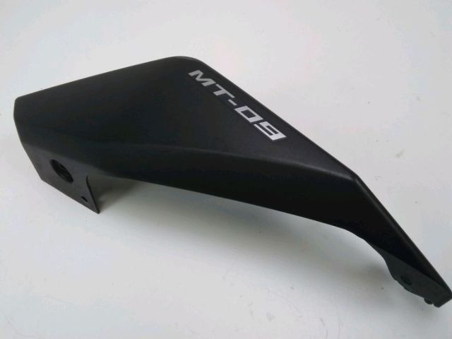 Carenage arriere gauche occasion YAMAHA MT-09 2014
