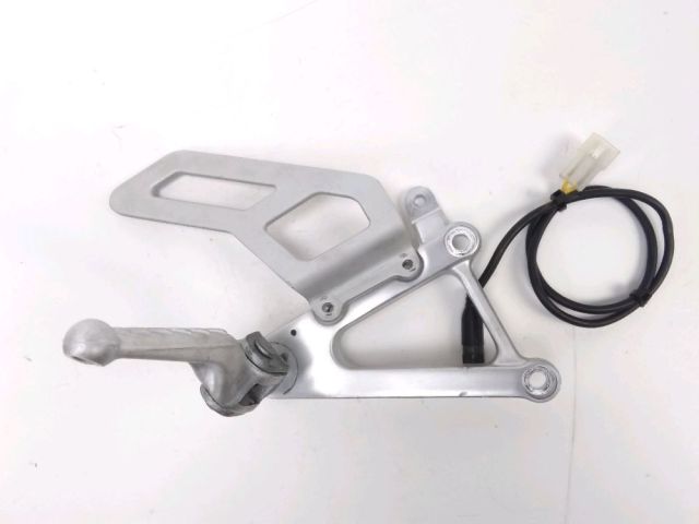 Platine avant droite occasion APRILIA SL 2002