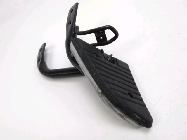 Platine et repose pieds arriere gauche occasion HONDA SH 125 2011