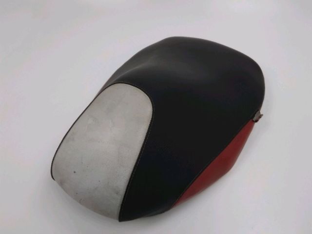 Selle conducteur occasion YAMAHA YQ 50 AEROX 2011