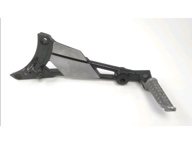 Platine et repose pieds arriere gauche occasion KAWASAKI ZR 750 ZEPHYR 1992