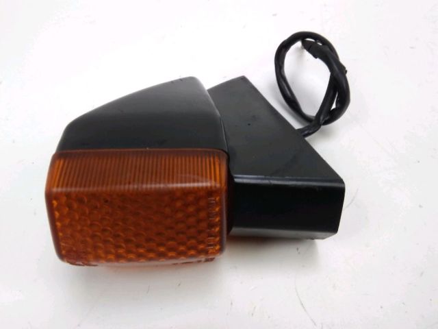 Clignotant arriere g occasion HONDA CBR 1000 F 1987