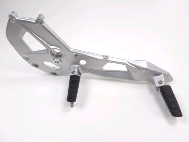 Platine avant gauche complete occasion BMW F 900 R 2021