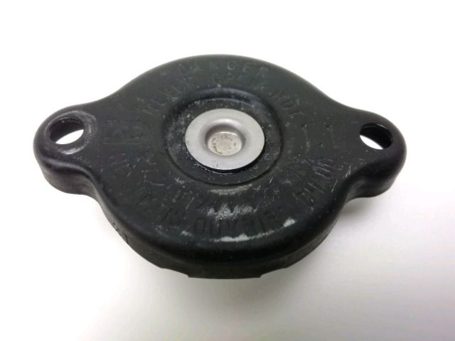 Bouchon de radiateur occasion YAMAHA MT-09 900 2016