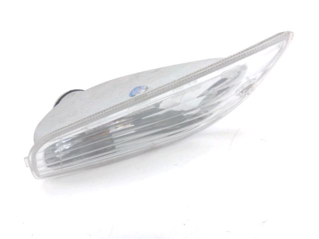 Clignotant avant d occasion VESPA LX 2009