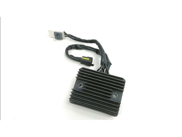 Regulateur de tension occasion APRILIA DORSODURO 2020
