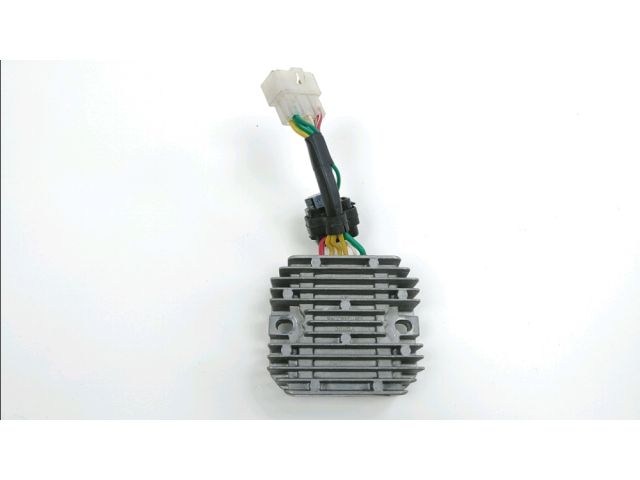 Regulateur de tension occasion PIAGGIO ZIP 50 2020