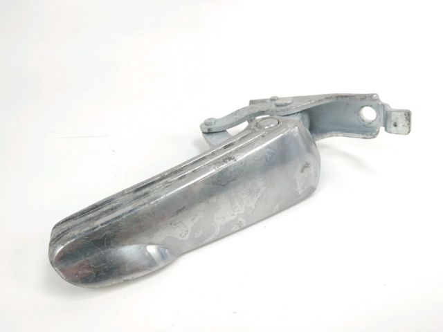 Repose pieds arriere droit occasion VESPA GTS 2012