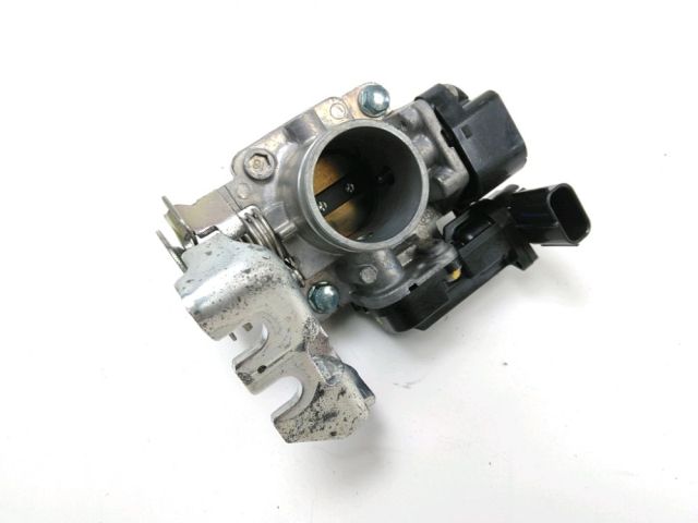 Corps d'injection droit occasion HONDA NSS 125 FORZA 2019
