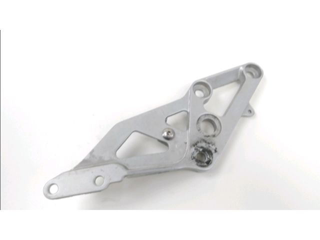 Platine avant droite occasion SUZUKI GSXR 750 1996