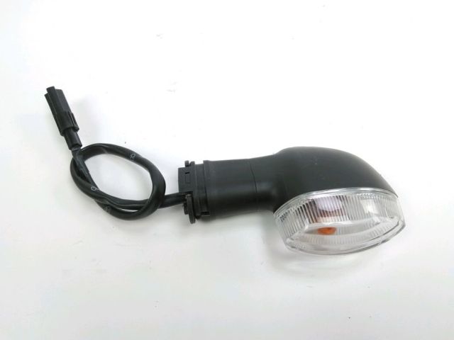 Clignotant arriere d occasion YAMAHA MT-09 900 2021