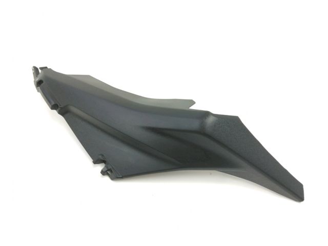 Carenage arriere gauche occasion YAMAHA YP 125 X-MAX 2020