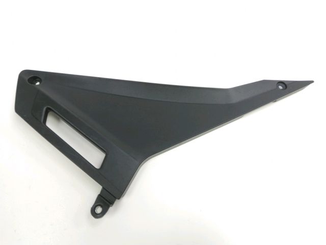 Cache lateral droit occasion GILERA SMT 2020