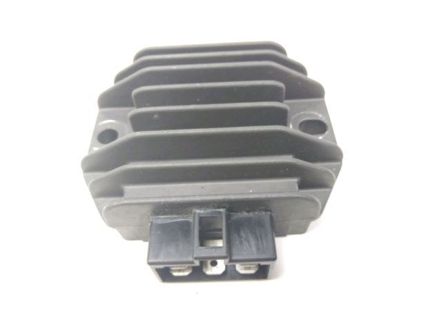 Regulateur de tension occasion PIAGGIO MP3 125 2009