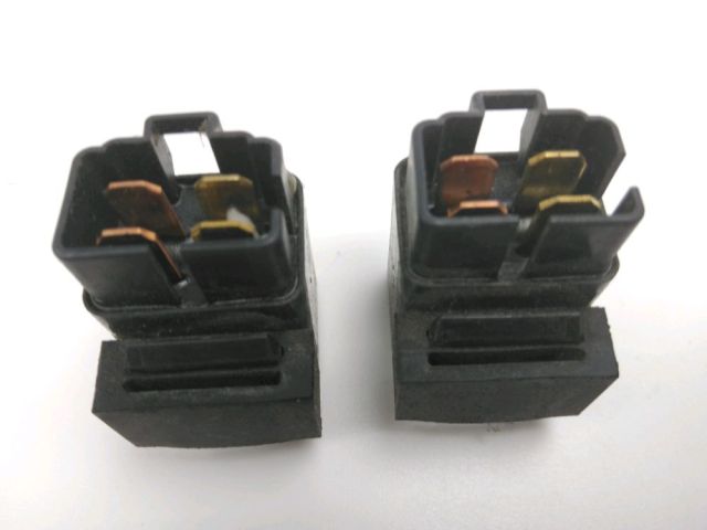 Relais boitier electrique occasion SUZUKI GSF 1250 BANDIT S 2010