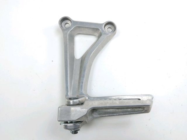 Platine et repose pieds arriere gauche occasion HONDA CB 650 F 2016