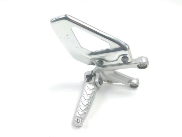 Platine avant droite occasion APRILIA TUONO 2009