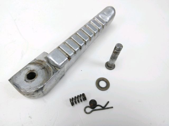 Repose pieds arriere droit occasion KYMCO SUPER 9 2008