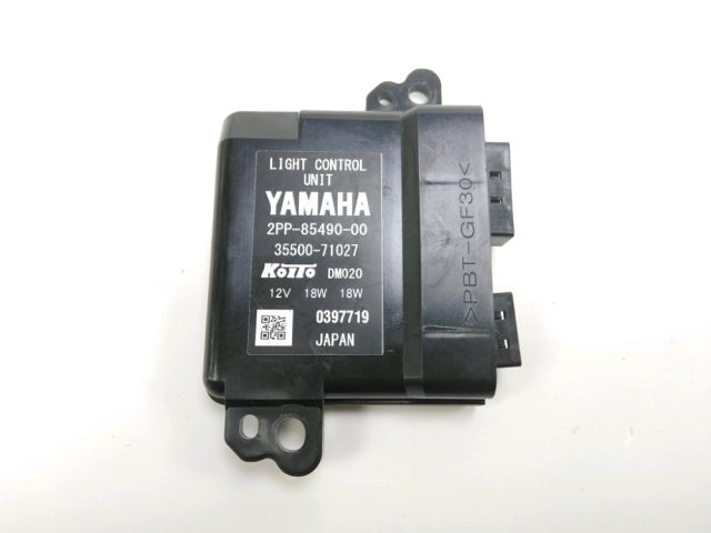 Relais de phare occasion YAMAHA YZF 1000 R1 2020