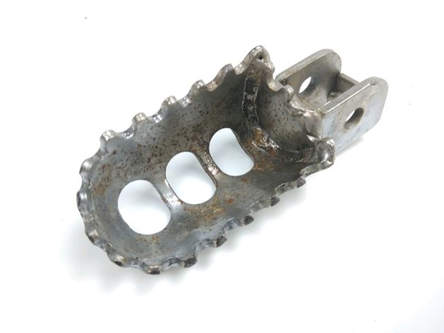 Repose pieds avant droit occasion BETA RR 2010