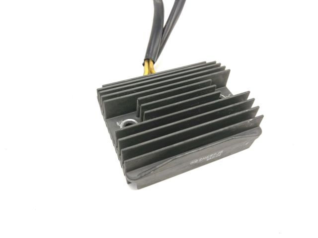 Regulateur de tension occasion PIAGGIO MP3 250 2009