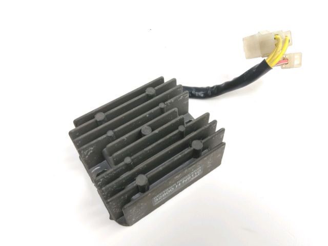 Regulateur de tension occasion HYOSUNG ST-7 2014