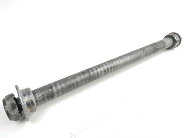 Axe de roue arriere occasion HONDA CB 900 HORNET 2002