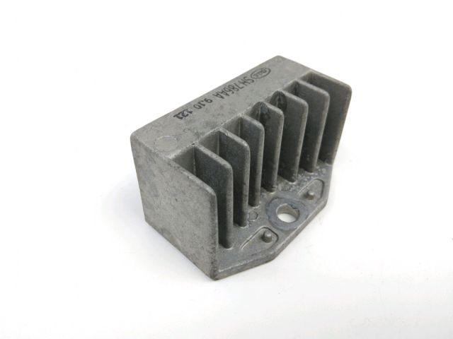 Regulateur de tension occasion HONDA CBF 125 2010
