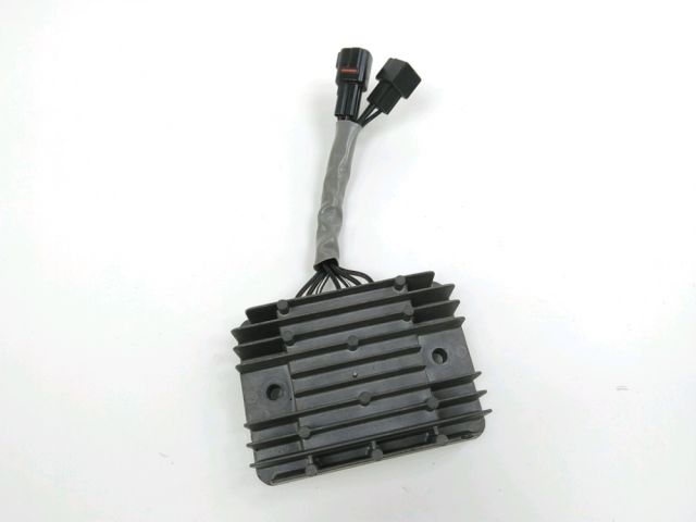 Regulateur de tension occasion SUZUKI GSXR 1000 2005
